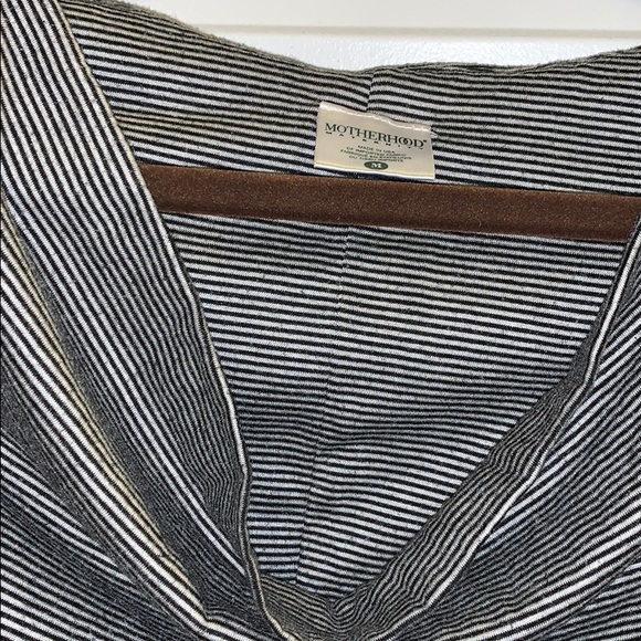 Scoop neck maternity dress - Picture 5 of 5